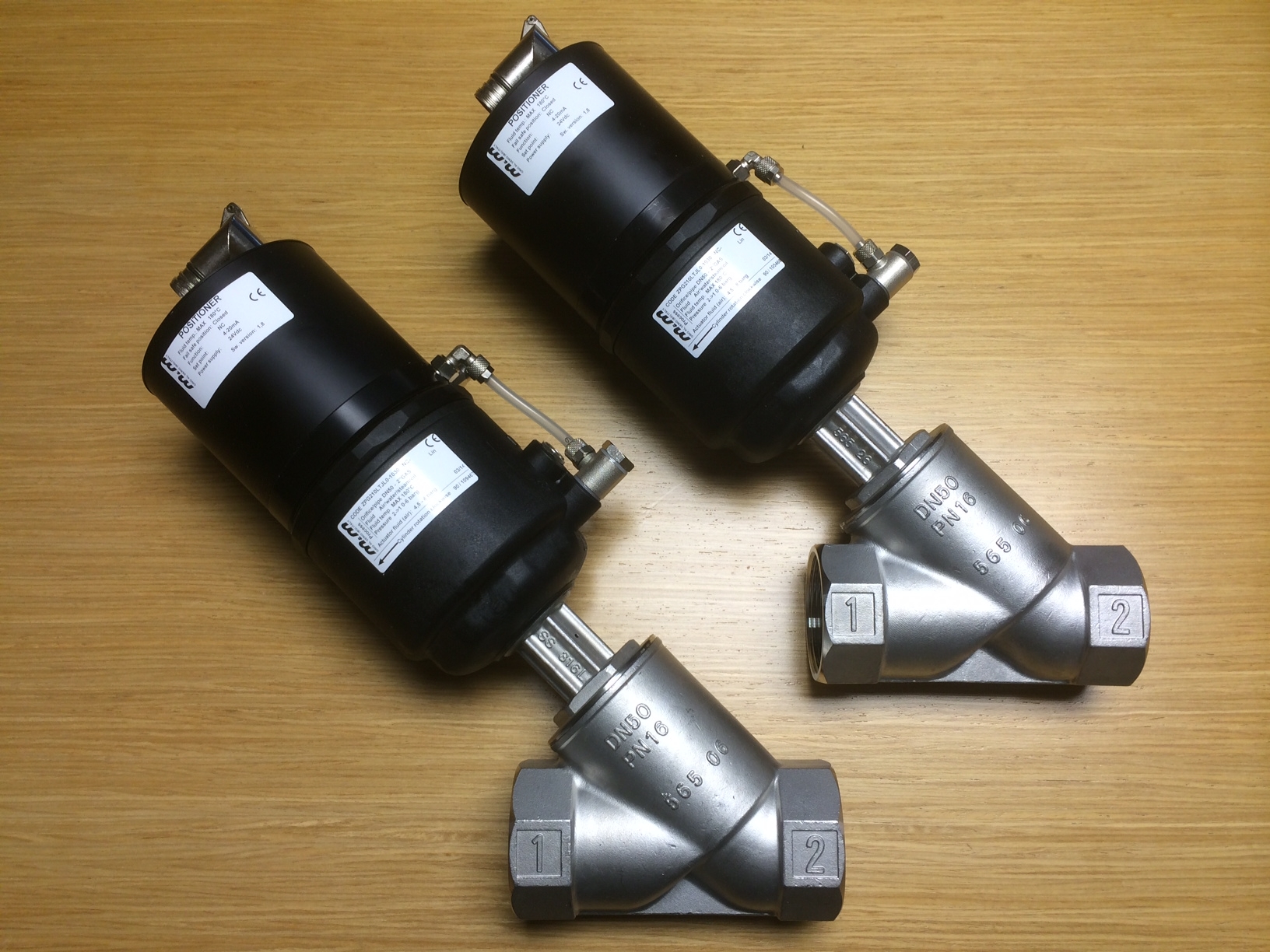 Pneumatic Piston Valves from M&M International VFlow Solutions